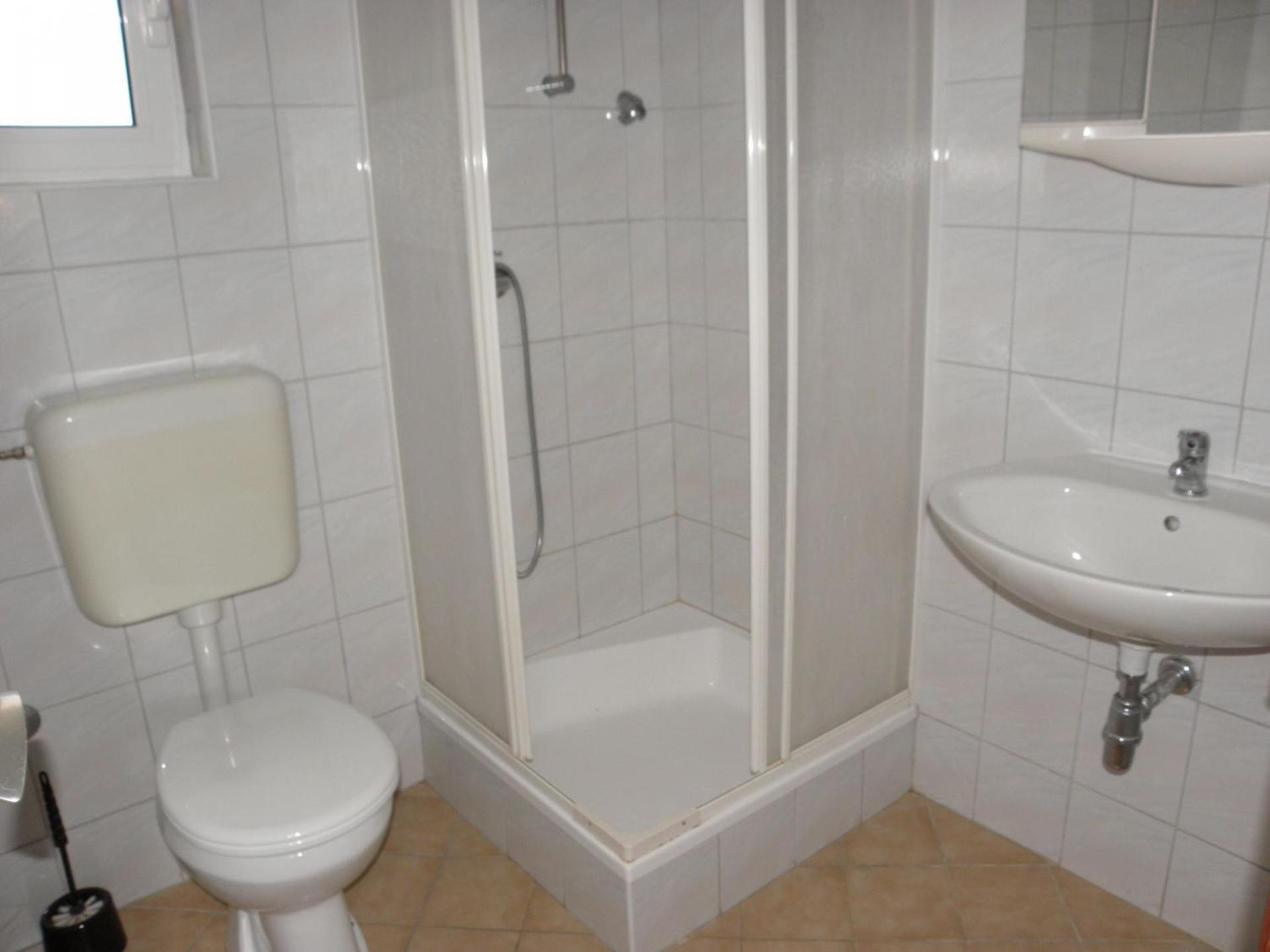 Vink Apartment Vir